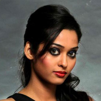Hindi Tv Actress Neha Saxena