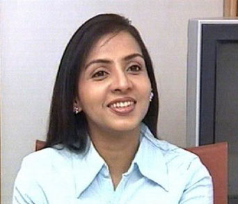 Tamil Anchor Priyadarshini