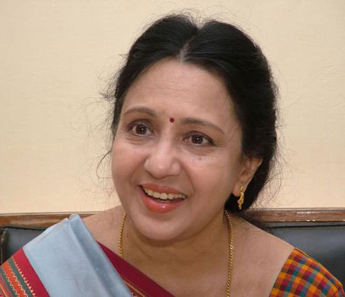 Tamil Movie Actress Vennira Aadai Nirmala