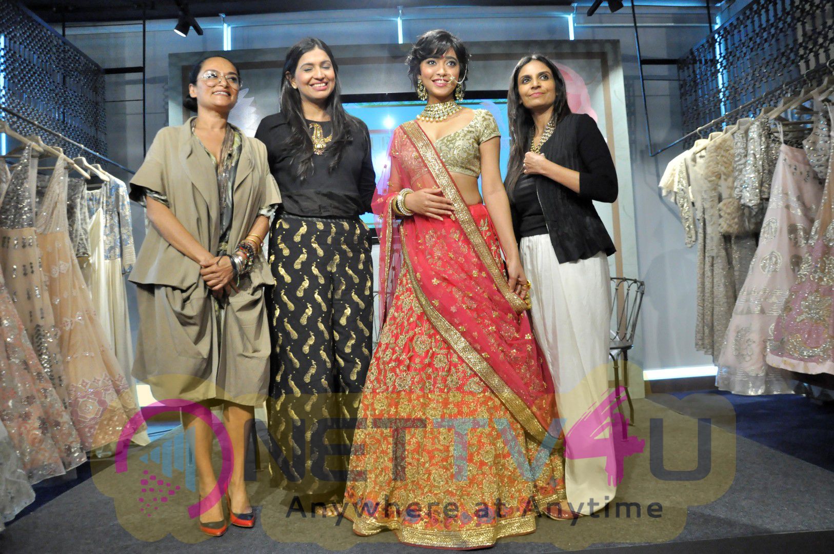 A Prelude To The Vogue Wedding Show 2016 With Actress Sayani Gupta Lovely Stills Hindi Gallery
