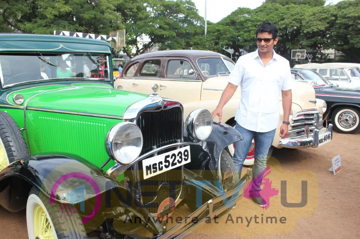 Actor Jiiva Car Rally Good Looking Photos Tamil Gallery