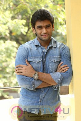 Actor Sailesh Bolisetti Interview Stills At Chal Chal Gurram Movie Telugu Gallery