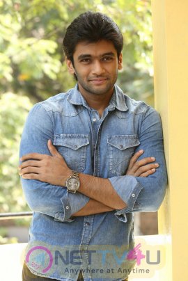 Actor Sailesh Bolisetti Interview Stills At Chal Chal Gurram Movie Telugu Gallery