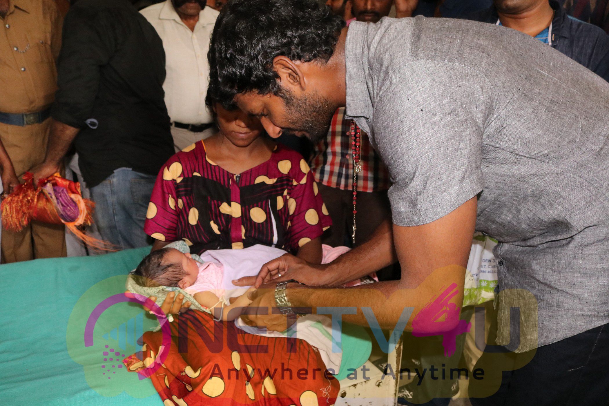 Actor Vishal Reddy Celebrate Is Birthday At Kasturi Gandhi Government Hospital In Tiruvallikeni And Gold Ring Fastidious And Mer