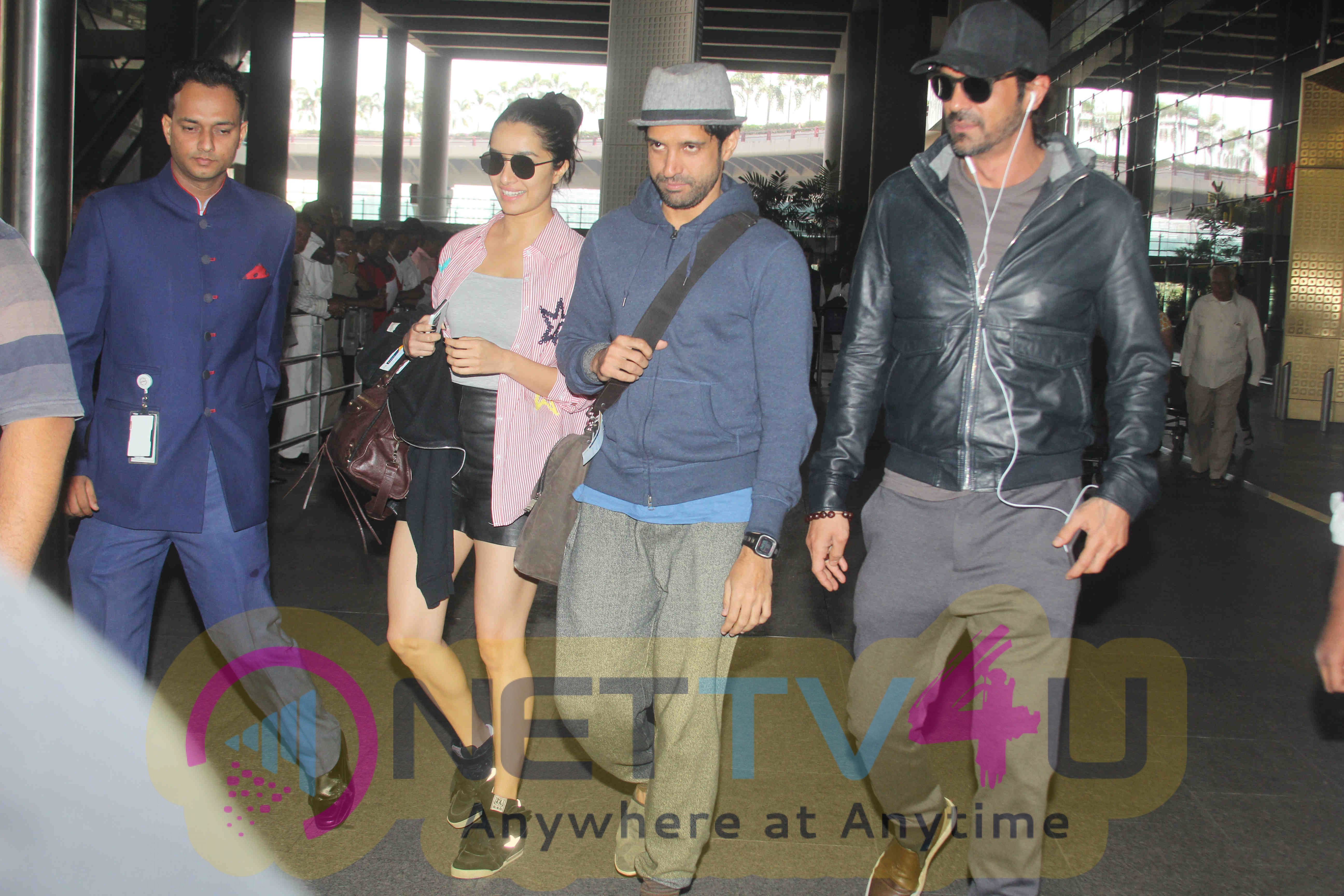 Actors Shraddha Kapoor, Farhan Akhtar And Arjun Rampal Spotted At The Chhatrapati Shivaji International Airport In Mumbai Photos