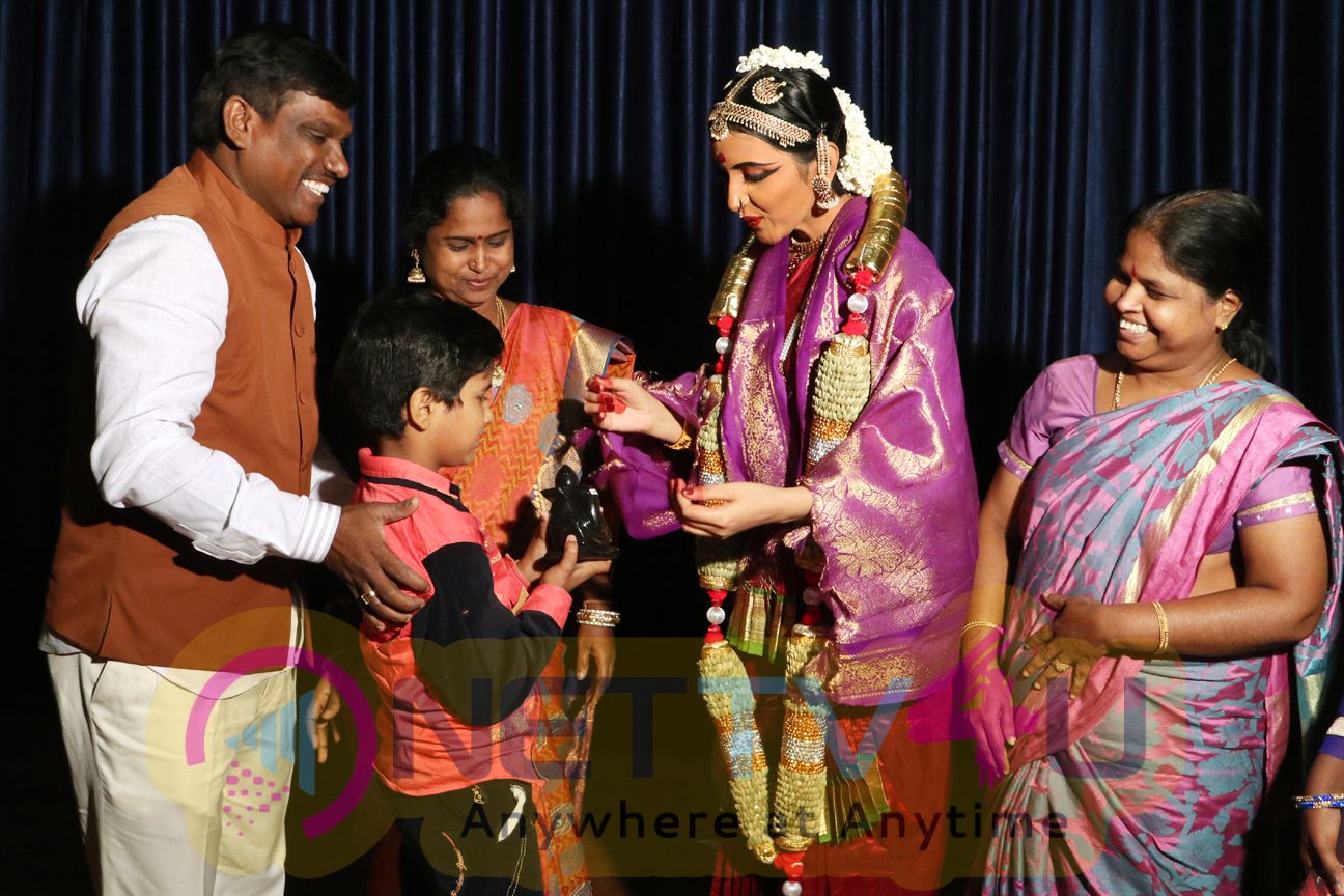 Actress Archna Sharma Arangetram Photos Tamil Gallery