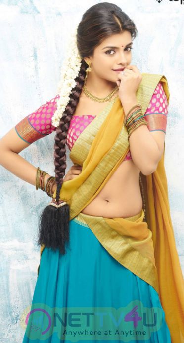 Actress Ashna Zaveri Glamorous Photos Tamil Gallery
