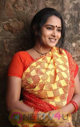 Actress Himaja Latest Good Looking Stills Telugu Gallery