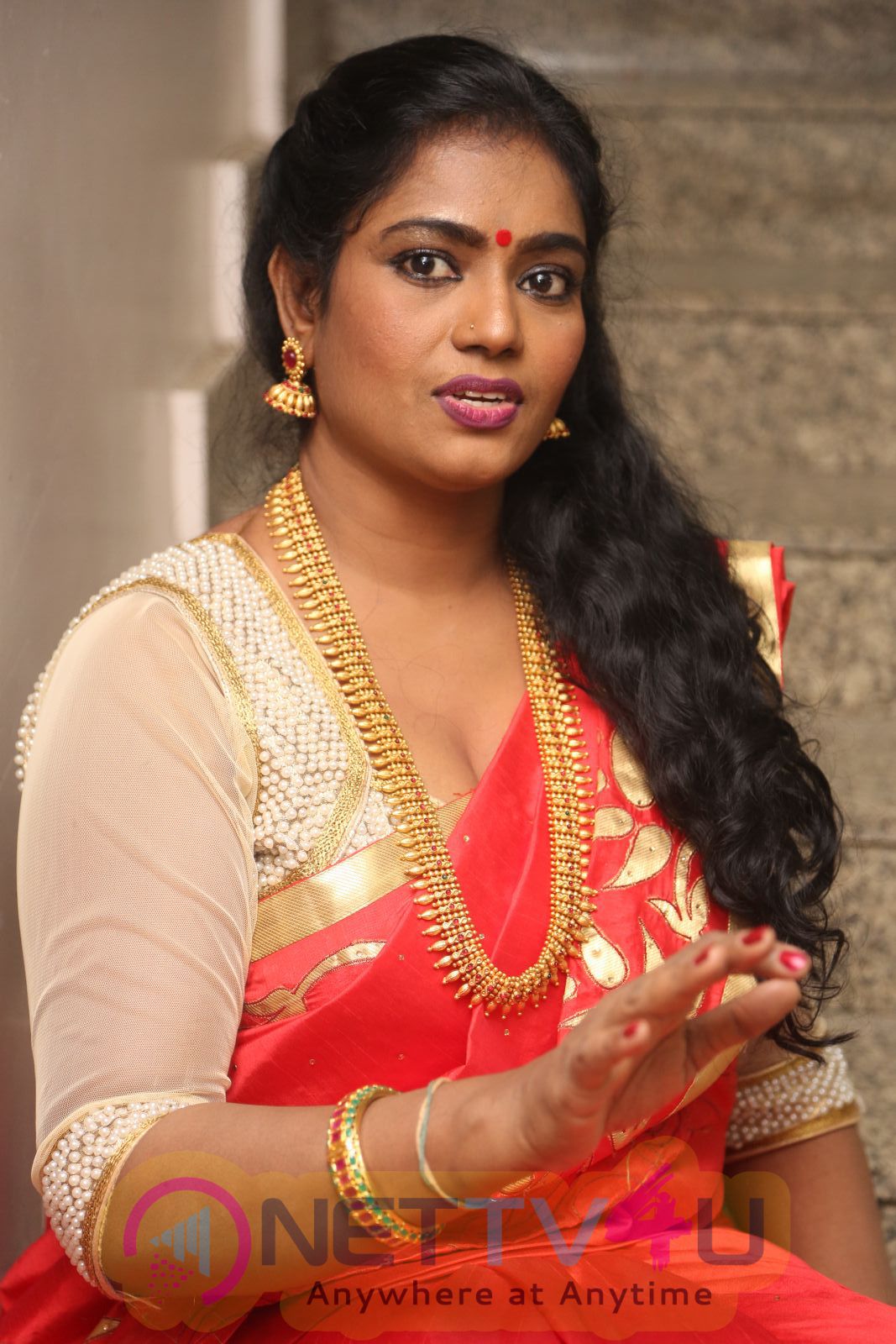 Actress Jayavani Cute Stills At Intlo Deyyam Nakem Bhayam Movie Trailer Launch Telugu Gallery