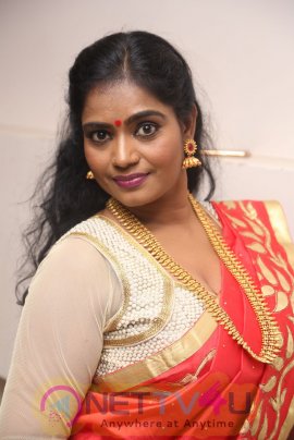 Actress Jayavani Cute Stills At Intlo Deyyam Nakem Bhayam Movie Trailer ...