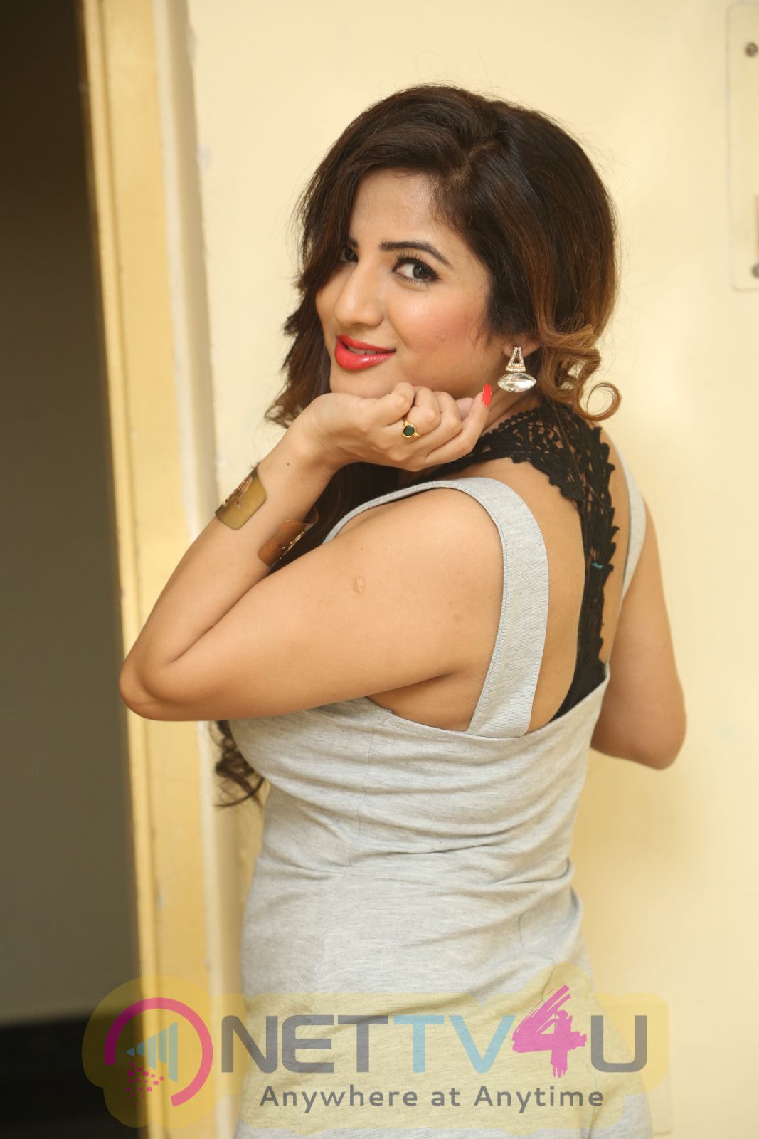 Actress Kavya Latest Photo Shoot Images Telugu Gallery