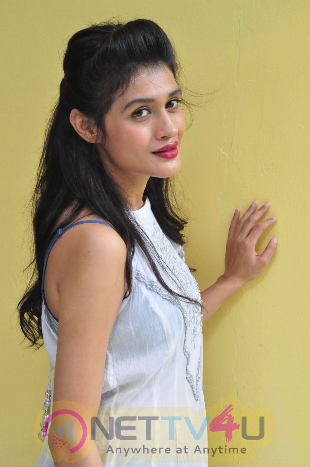 Actress Kimaya Beautiful Images At Bitragunta Movie Opening Telugu Gallery