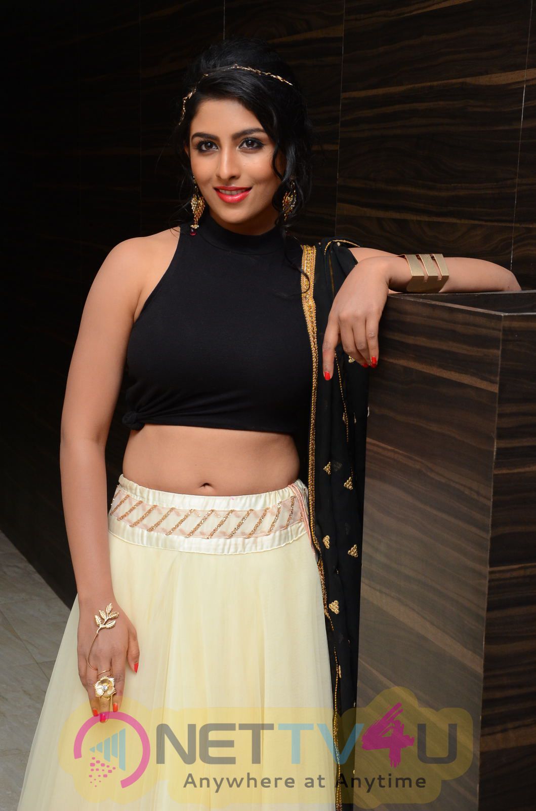 Actress Kruthika Jayakumar Photo Gallery Telugu Gallery
