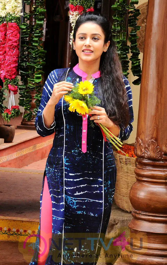 Actress Mishti Beautiful Images At Sarabha Movie Telugu Gallery