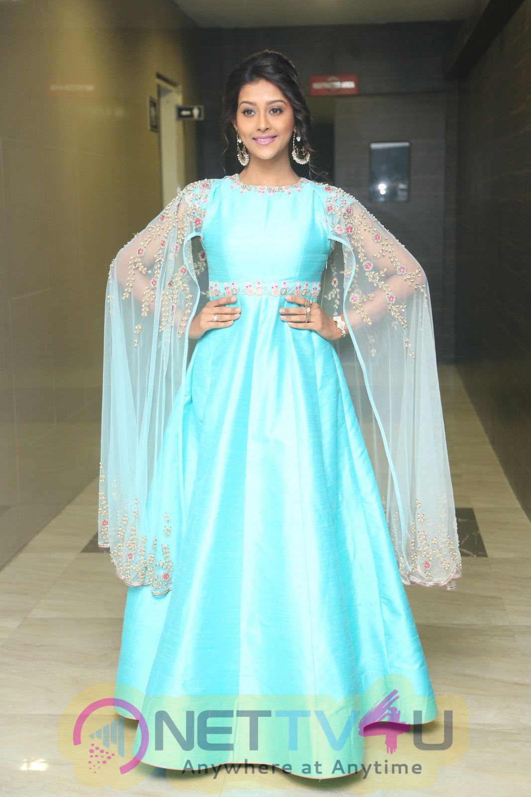 Actress Pooja Jhaveri Sightly Stills At Dwaraka Movie Audio Launch  Telugu Gallery