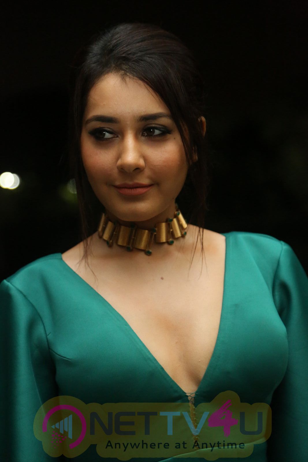 Actress Raashi Khanna Attractive Images At Hyper Movie Theatrical Trailer Launch  Telugu Gallery