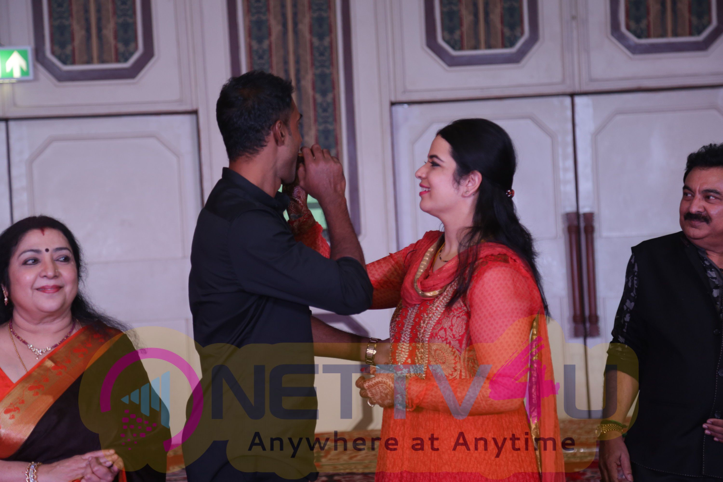 Actress Sripriya And Rajkumar Sethupathy 25th Wedding Anniversary Photos Tamil Gallery