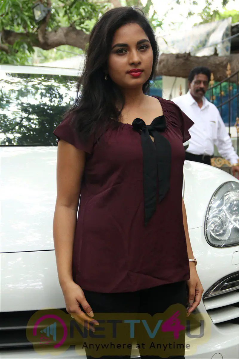 Actress Srushti Dange Stylish Images  At Dharma Durai Press Meet Tamil Gallery