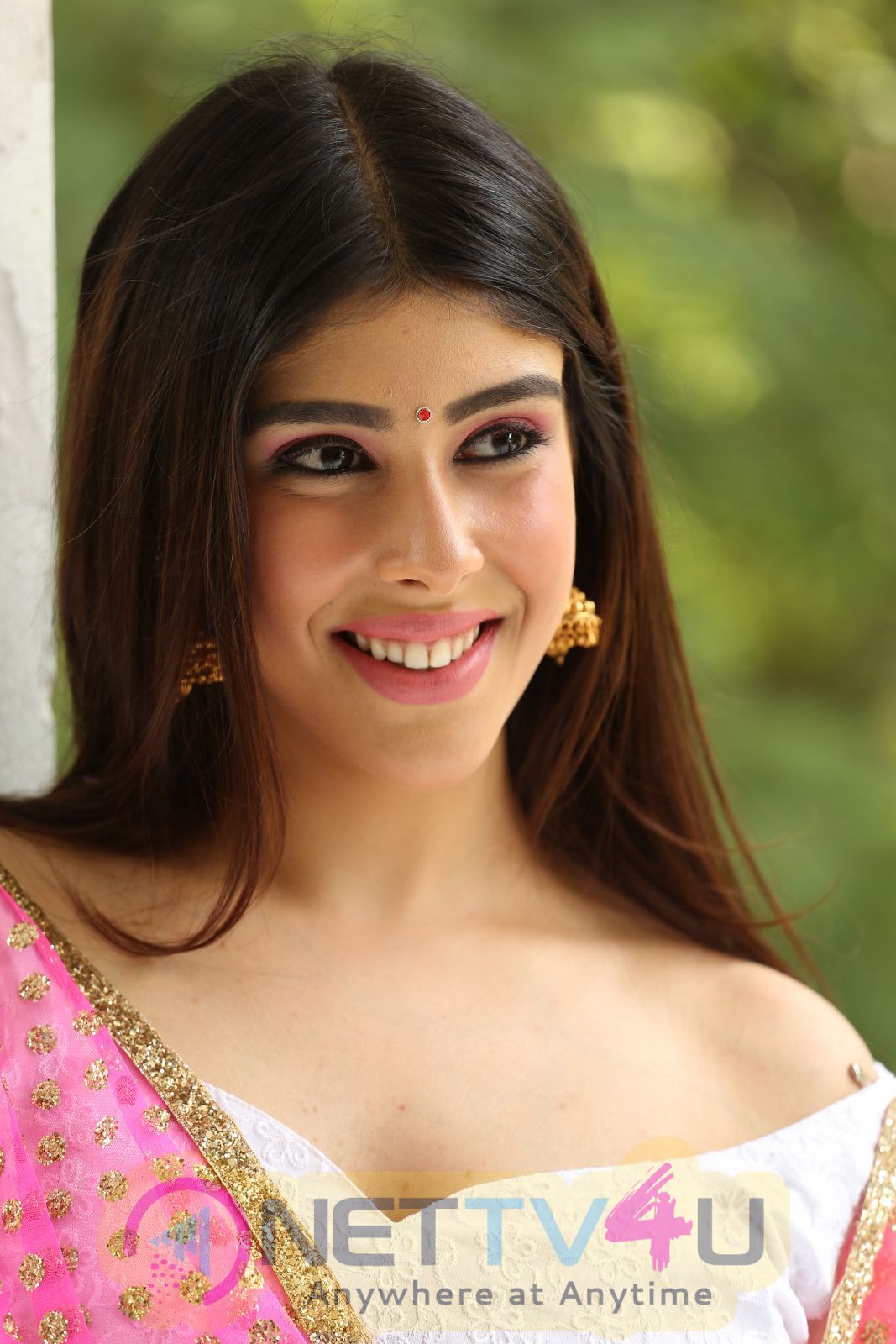 Aditi Singh Sharma New Photos Hindi Gallery