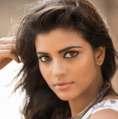 Another Pretty Ghost In Kollywood!