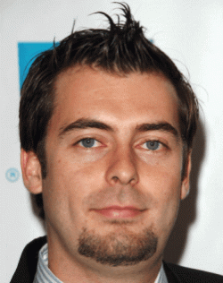 Antonio Negret English Director