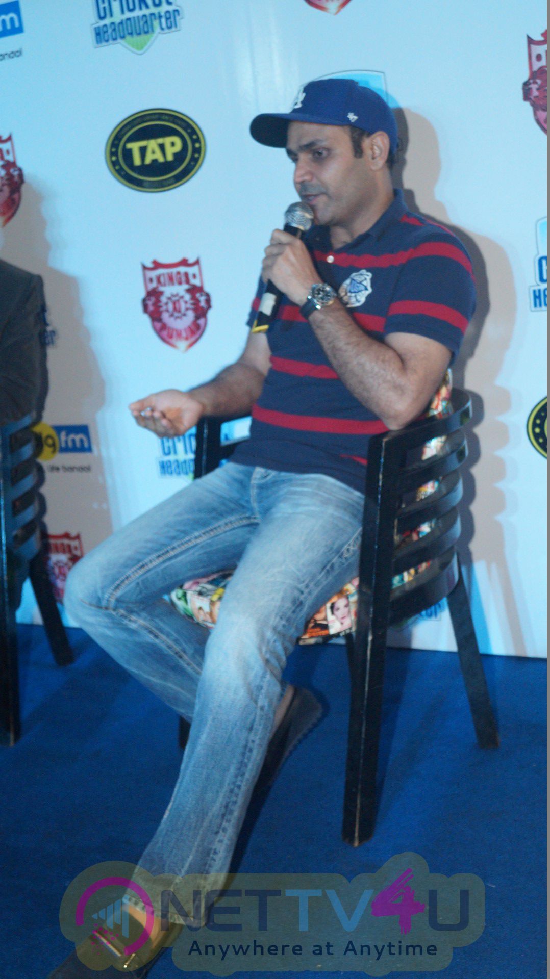 Ace Cricketer Virender Sehwag Gets Press Meet Attractive Photos Hindi Gallery