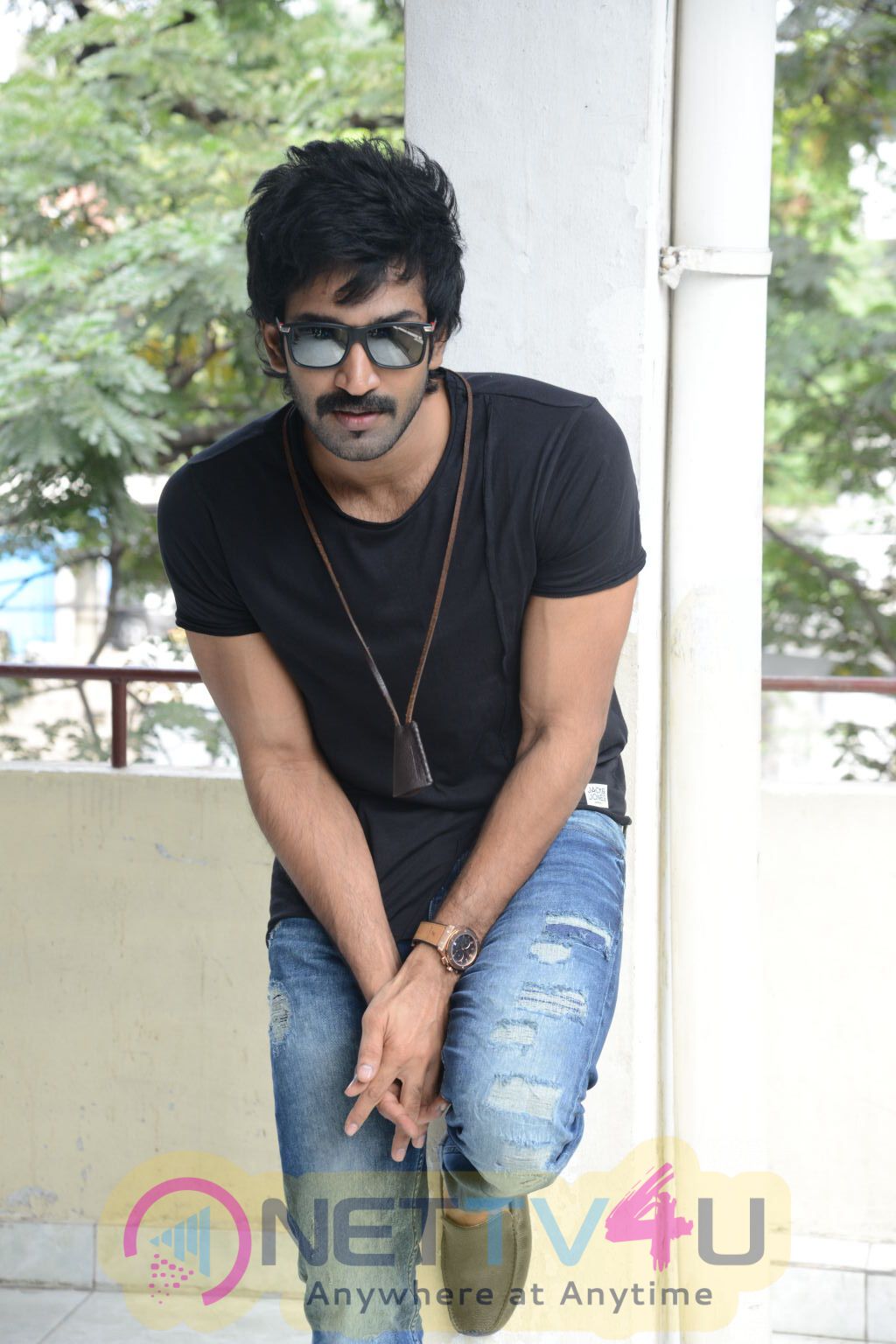 actor aadi pinisetty birthday interview pics 35