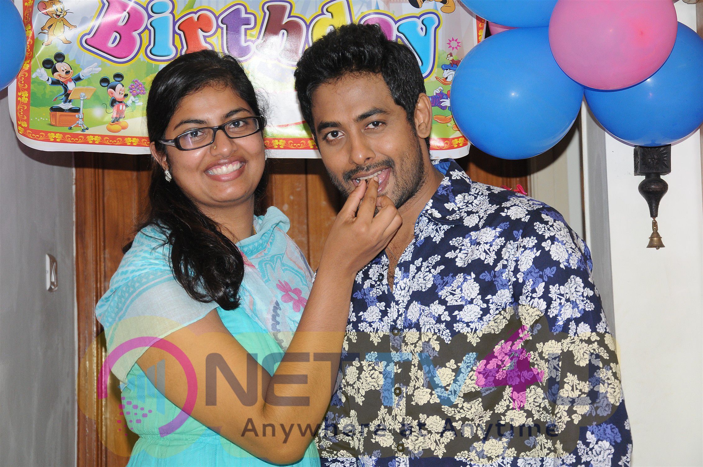 Actor Aari Birthday Celebration Photos Telugu Gallery
