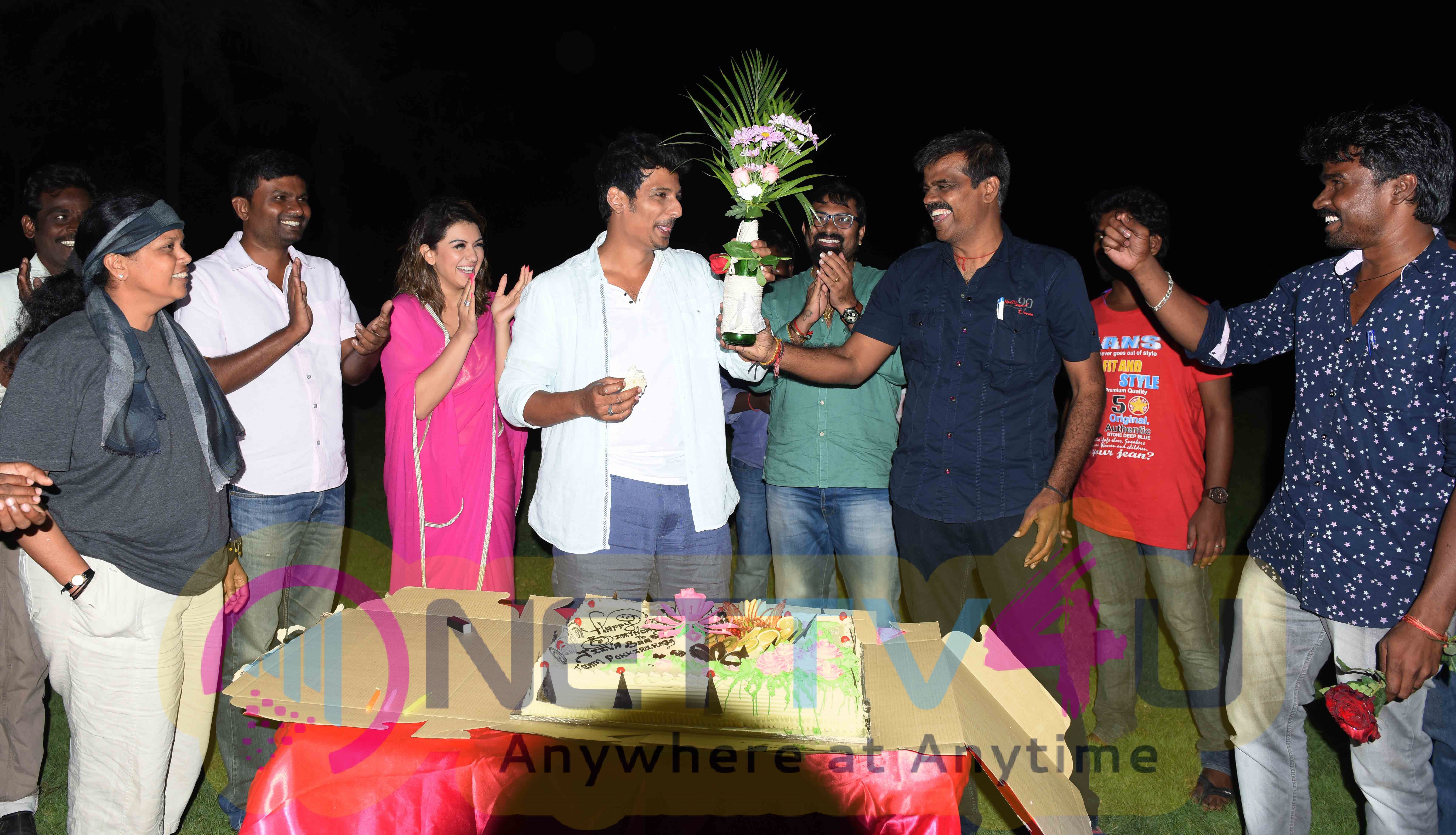 actor jiiva birthday celebration photos 9