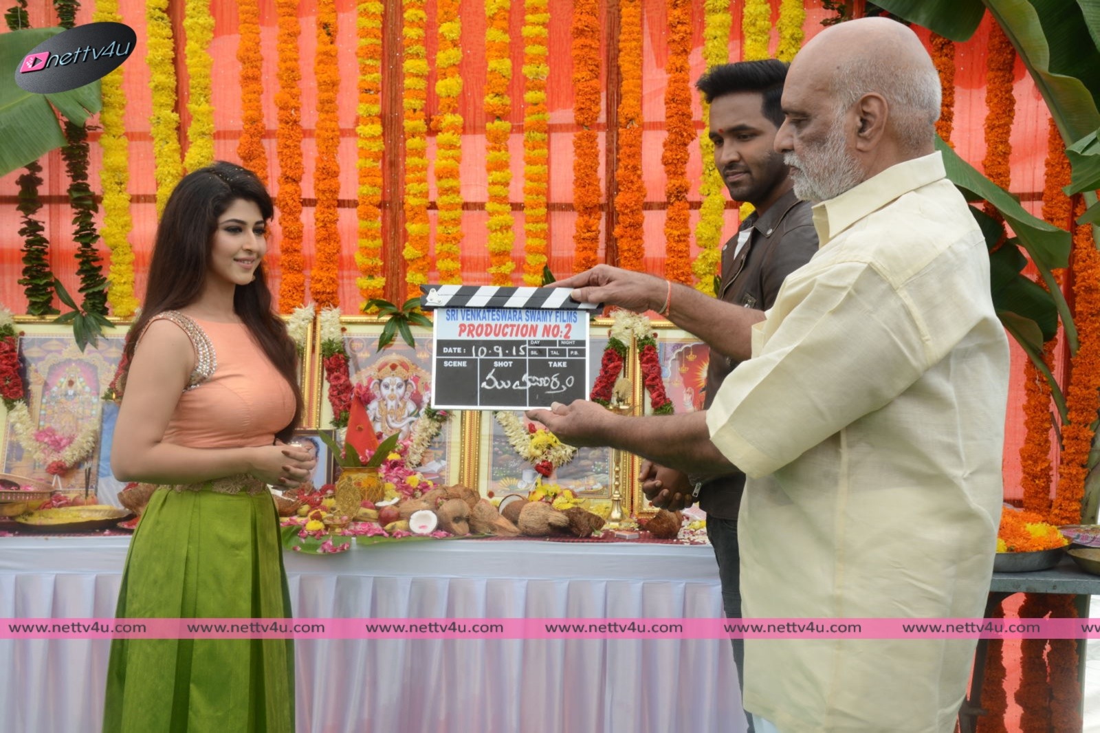 actor manchu vishnu new movie opening photos 34