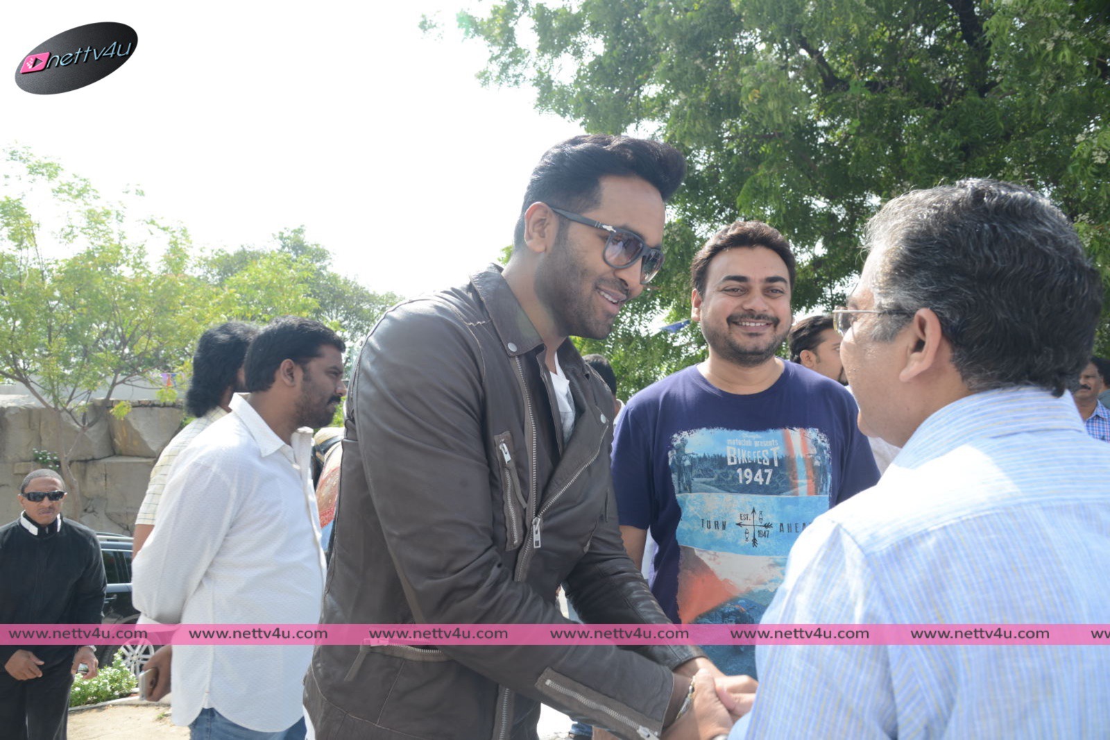 actor manchu vishnu new movie opening photos 46