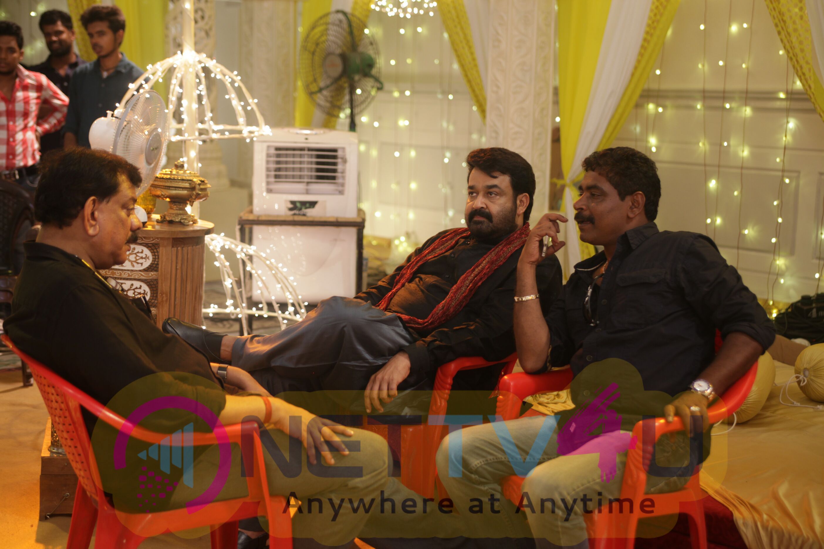 Actor Mohanlal New Malayalam Movie Oppam Latest Stills Malayalam Gallery