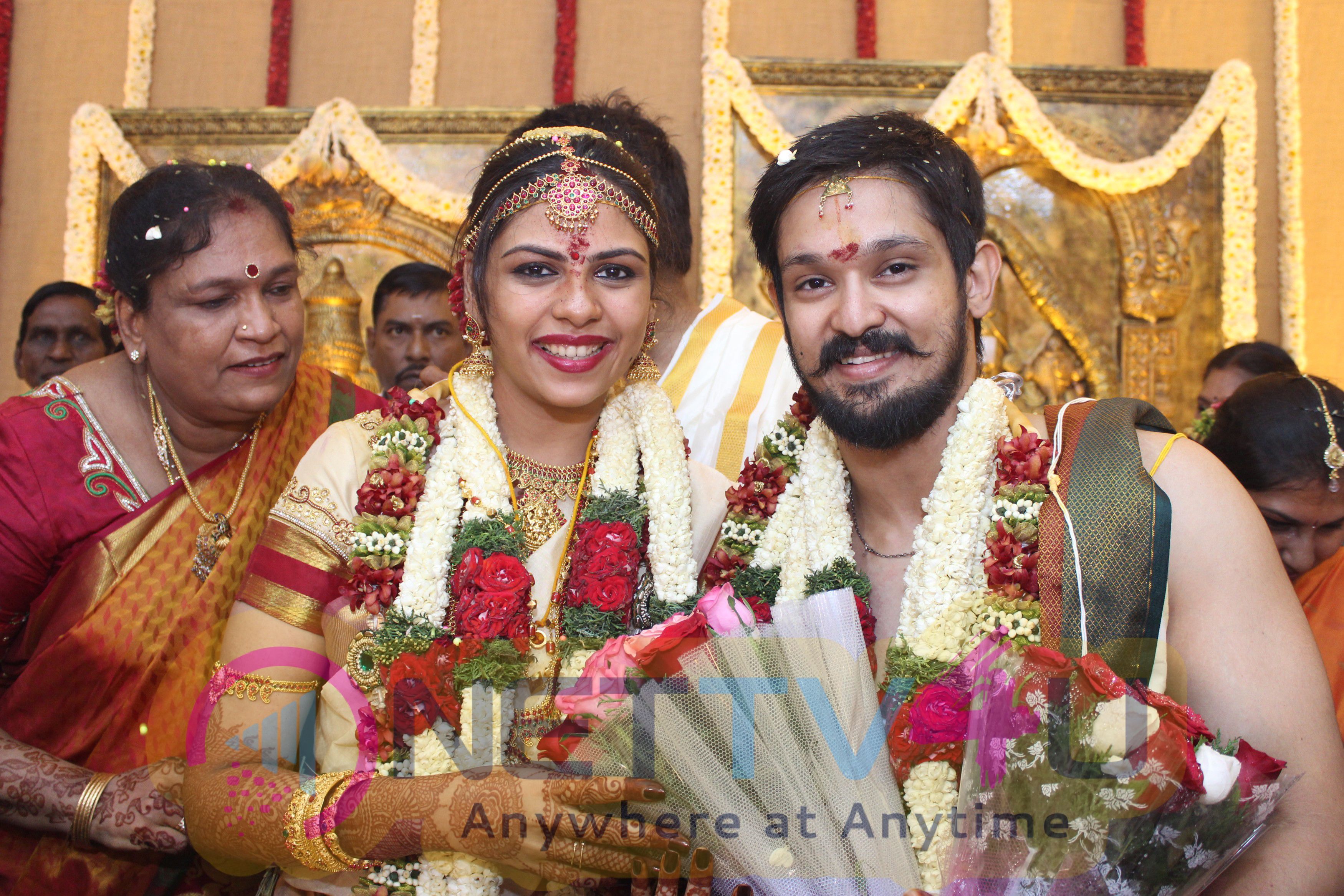 Actor Nakul Weds Shruti Marriage Photos Tamil Gallery