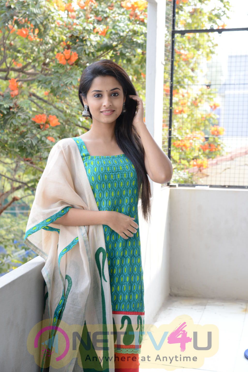 actress arthana binu exclusive images 1