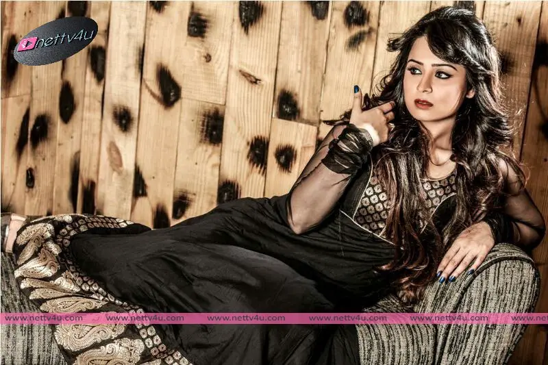 actress manesha chatarji stills 21