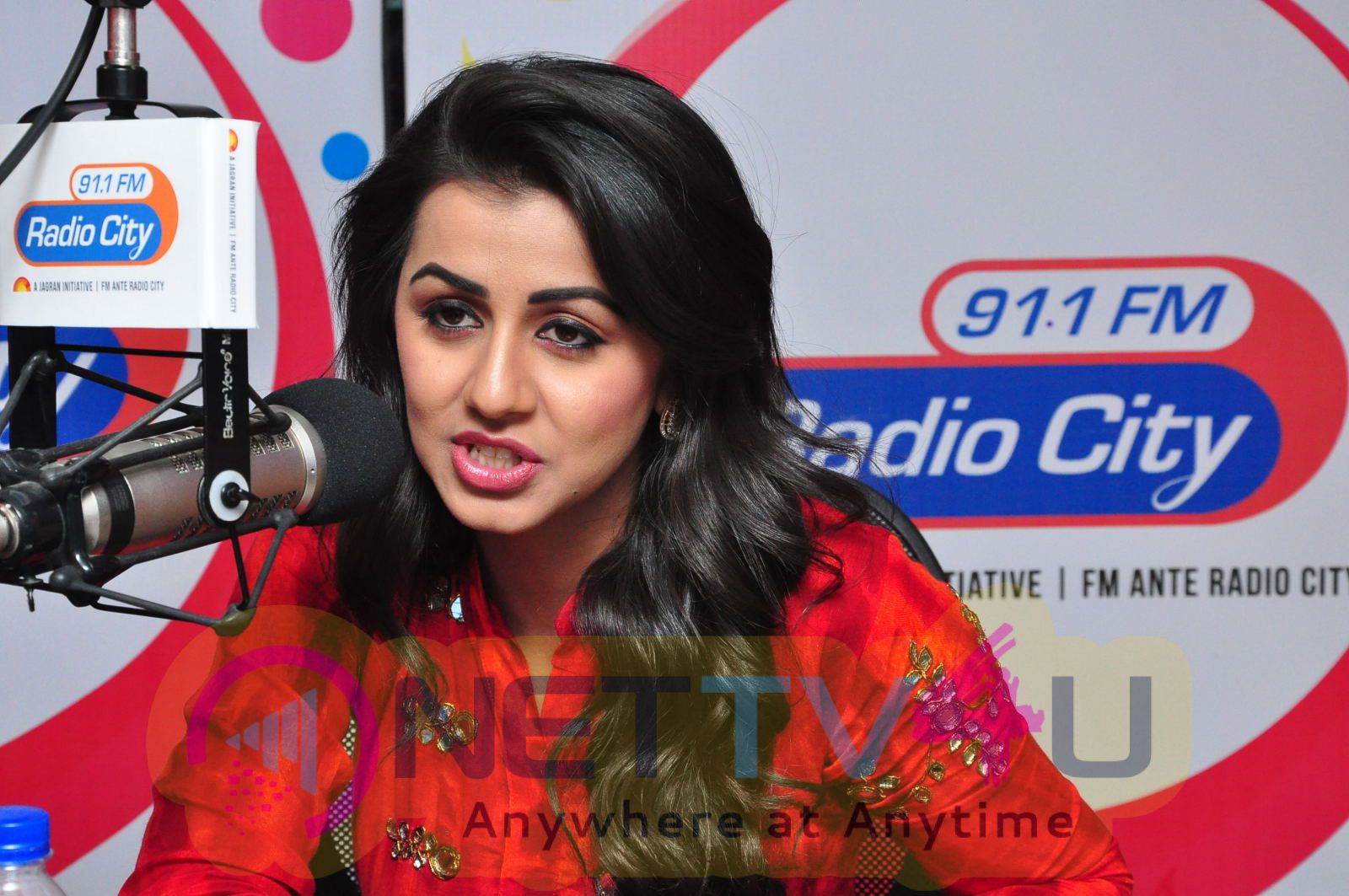 Actress Nikki Galrani Latest Stills Tamil Gallery