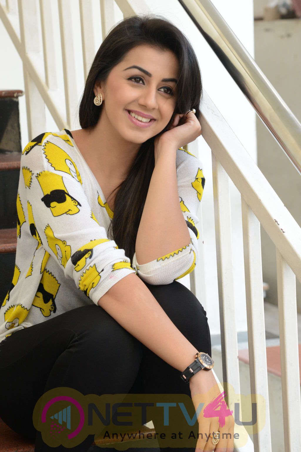 Actress Nikki Galrani Latest Stills Tamil Gallery