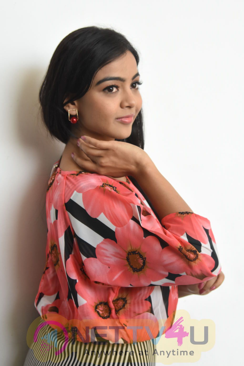 Actress Nitya Shetty Latest Stills Telugu Gallery