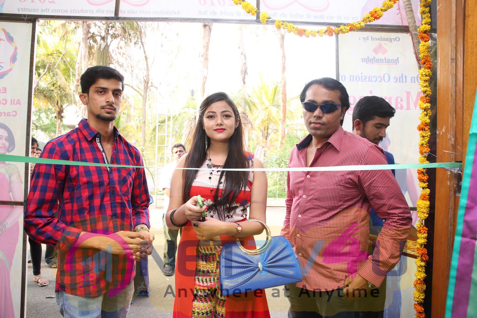 Actress Pallabi Ghosh Inaugurates Silk India Expo At Secunderabad Attractive Stills Telugu Gallery