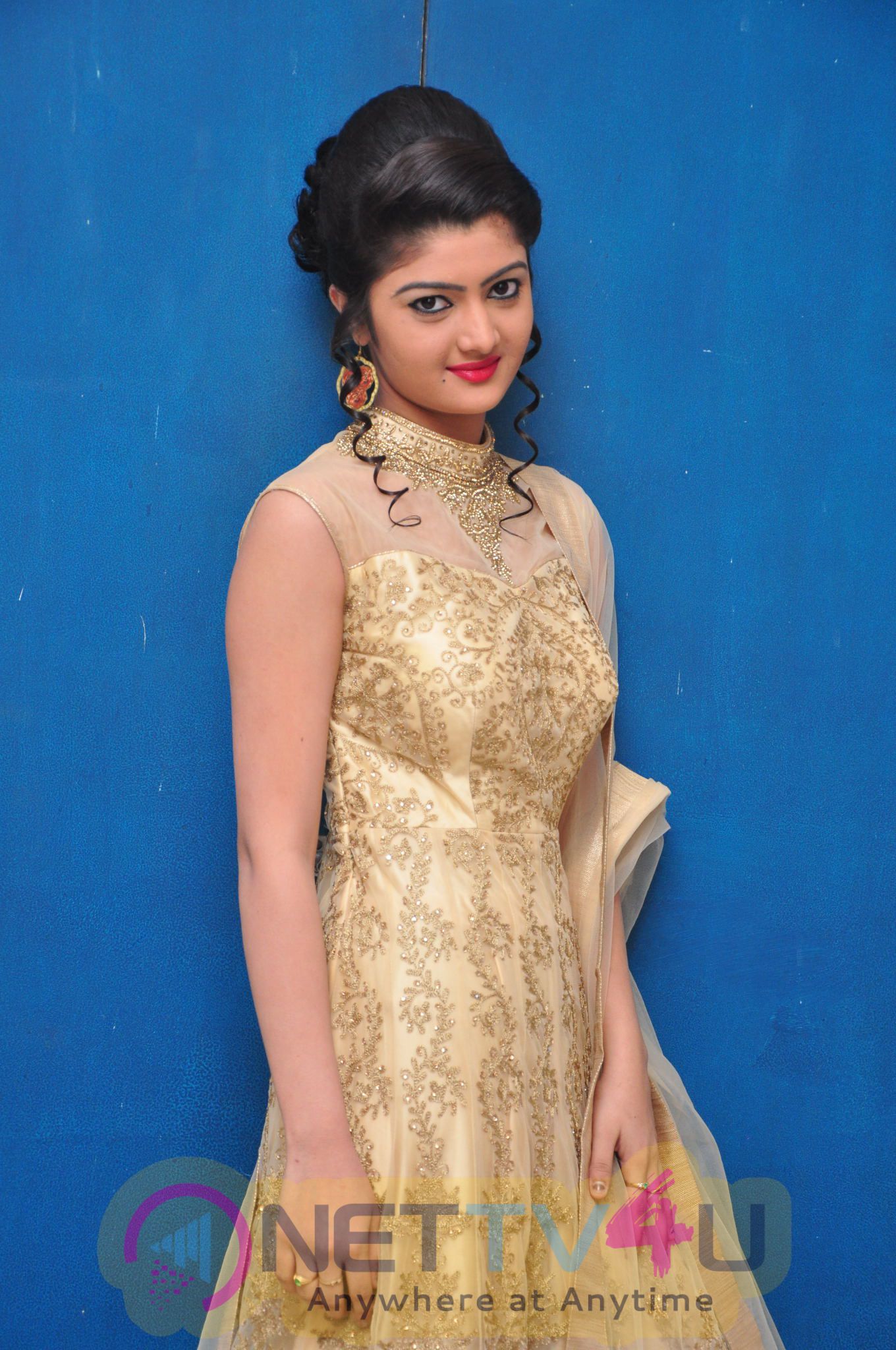 actress poojitha latest glamour stills 22