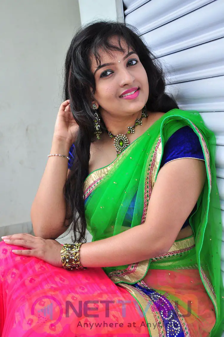 actress roshini latest photoshoot stills 30