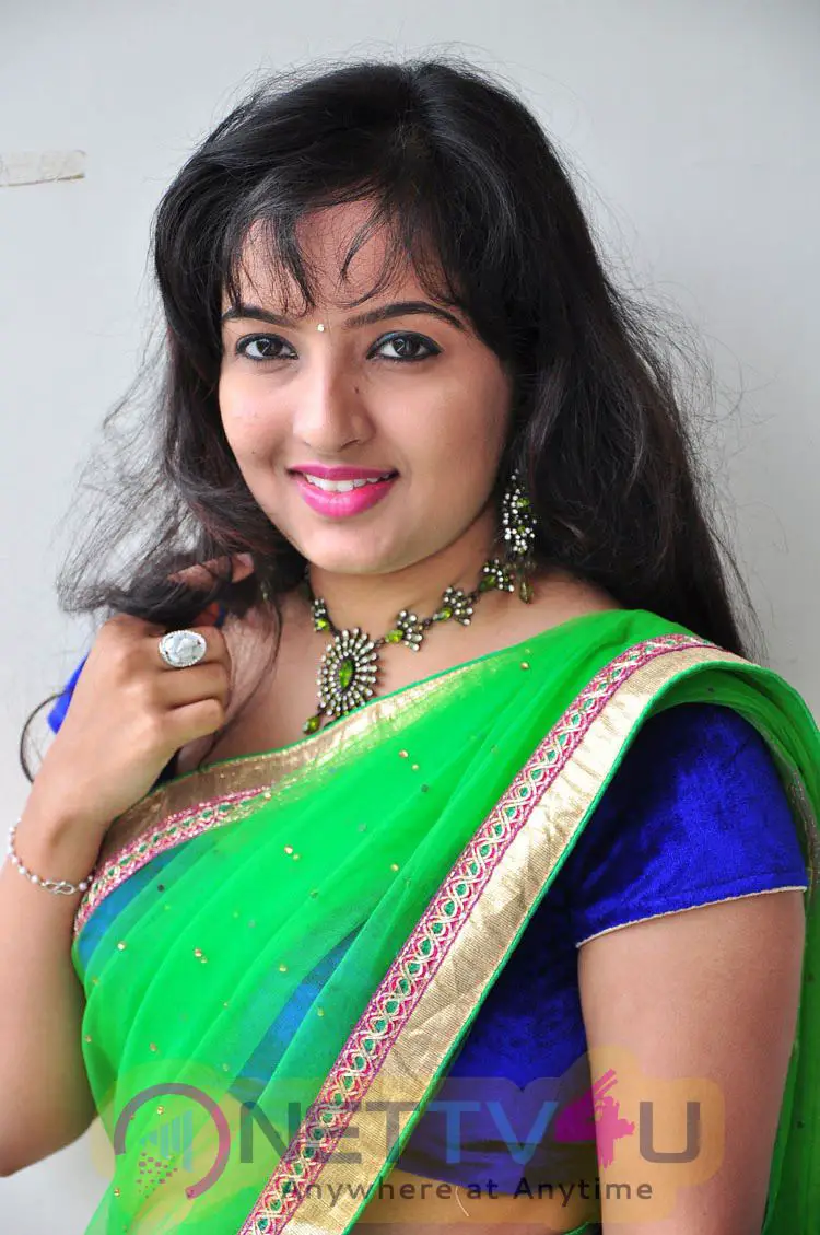 actress roshini latest photoshoot stills 31