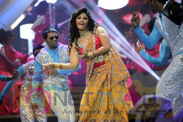 Actress Spicy Stills & Latest Hot Images Tamil Gallery