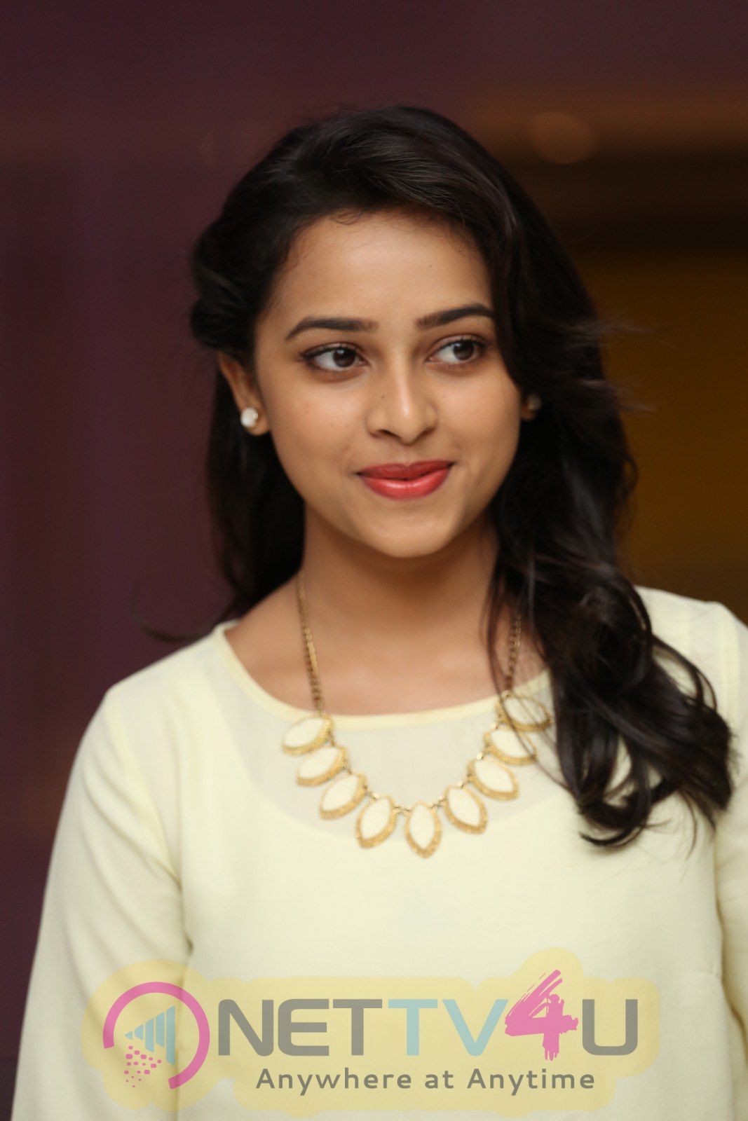 Actress Sri Divya Latest Good Looking Stills Telugu Gallery