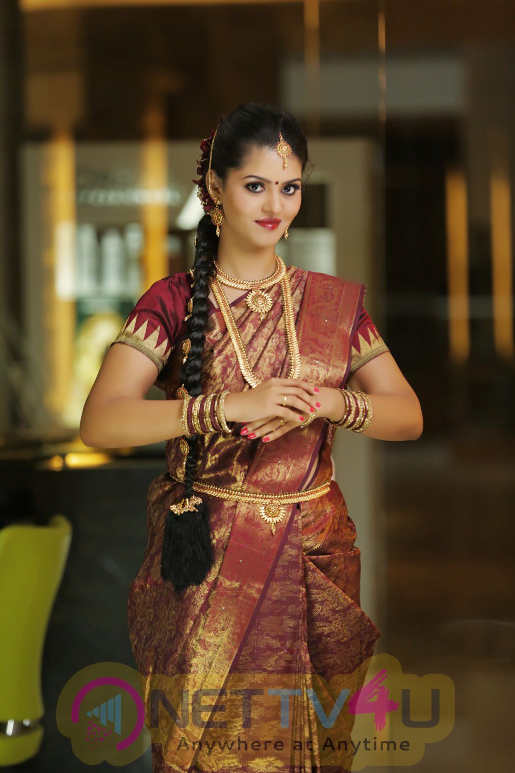 Actress Swathishta Krishnan Glamour Photos Tamil Gallery