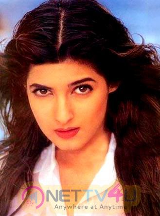 Actress Twinkle Khanna Latest Beautiful Photos | 222526 | Galleries ...