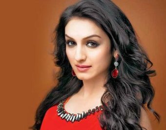 Akriti Kakkar Tied The Knot!