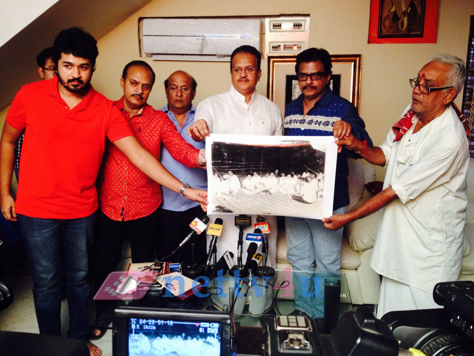 ambitious actor ssr family will support pandavar ani in the nadigar sangam election photos 1