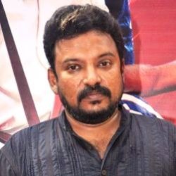 Badri Tamil Director