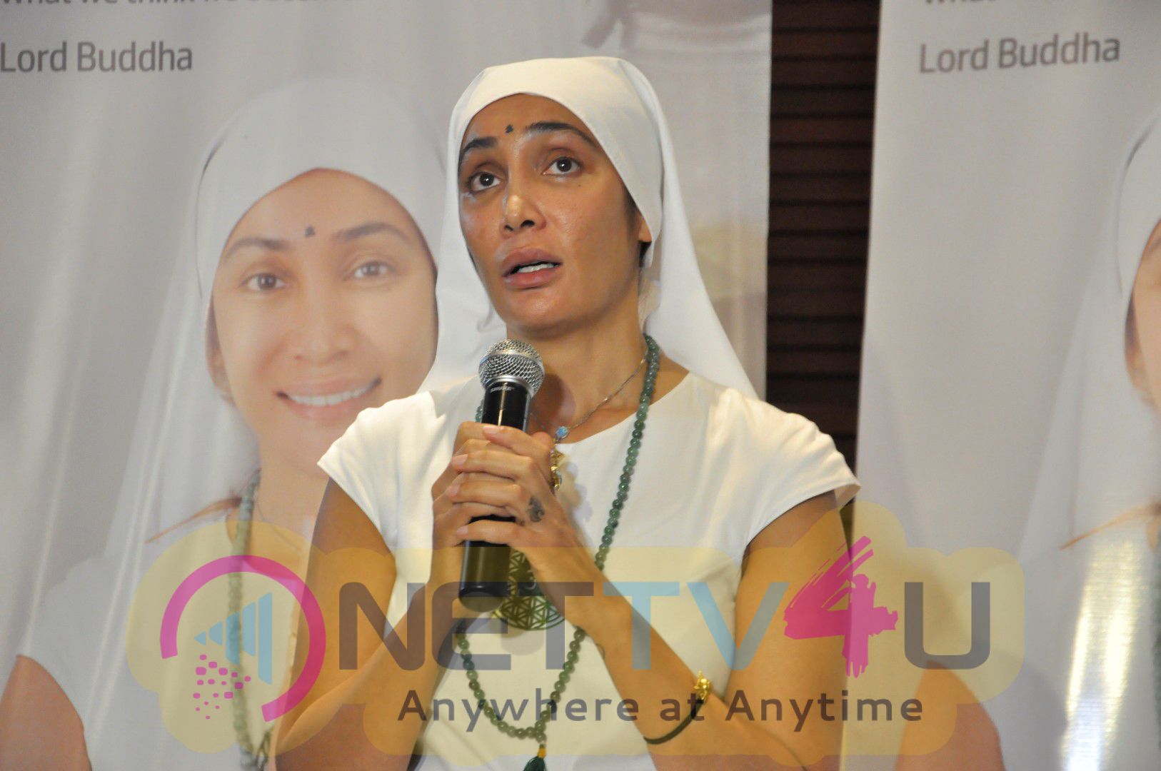 Big Boss Fame Hollywood Actress Sofia Hayat Who Turned Gaia Mother Exclusive Stills Hindi Gallery